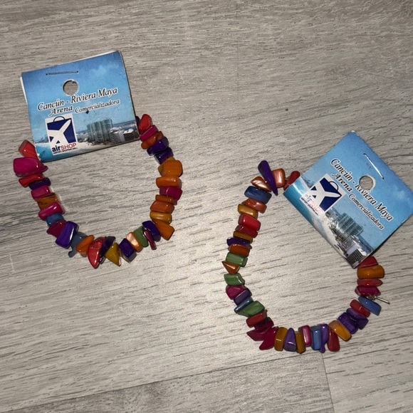 2/$15 Colorful Stone Chip Bracelets from Cancún - Picture 3 of 3